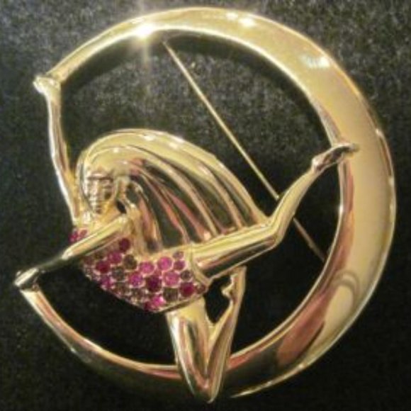 FLASH SALE Swarovski Swan Signed Art Deco Vintage Lady Gymnast Brooch Goldtone - Picture 2 of 6